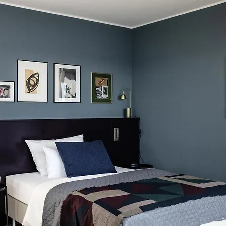 The Flag Oskar M. Frankfurt am Main