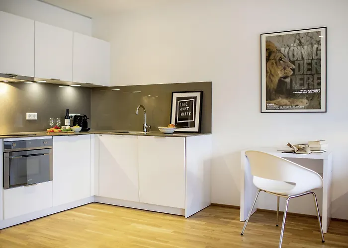 Hotel apartamentowy The Flag Oskar M. 4*