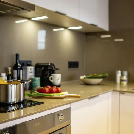 The Flag Oskar M. 4*