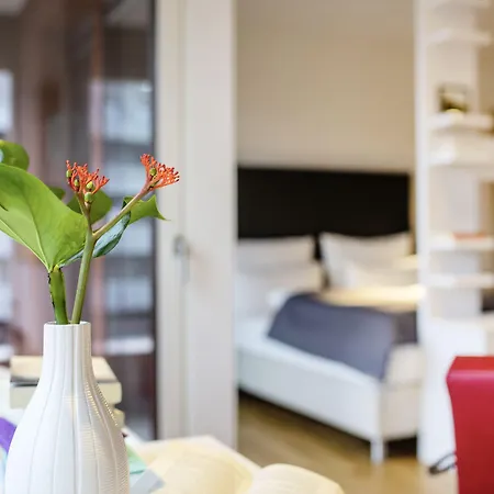 The Flag Oskar M. 4* פרנקפורט