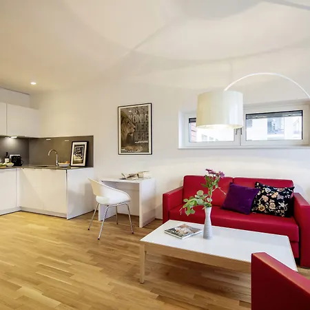 The Flag Oskar M. פרנקפורט