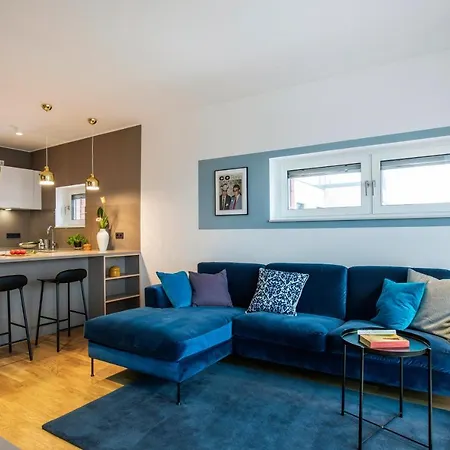 The Flag Oskar M. 4* פרנקפורט