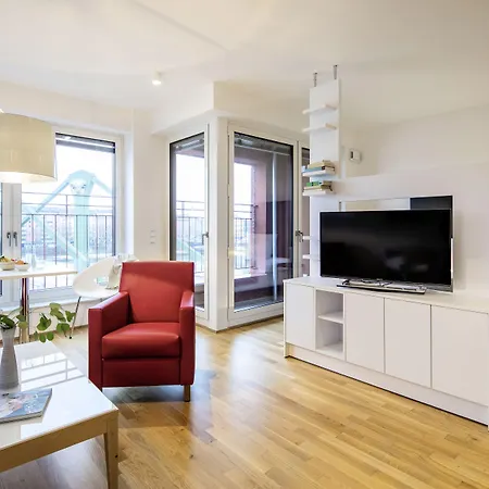 The Flag Oskar M. Aparthotel 4*