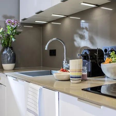 The Flag Oskar M. Aparthotel 4*