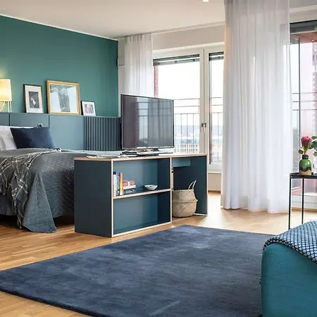 The Flag Oskar M. 4*