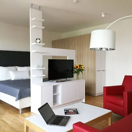 The Flag Oskar M. Aparthotel 4*