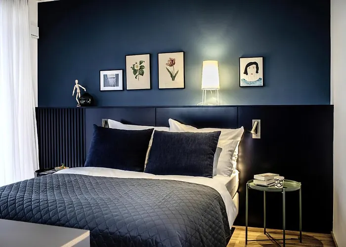 Aparthotel The Flag Oskar M. 4*